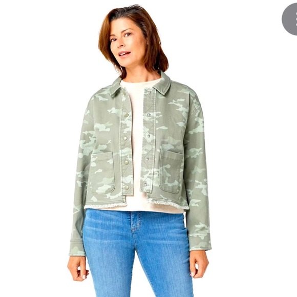 Isaac Mizrahi Jackets & Blazers - LIKE NEW ISAAC MIZRAHI LIVE! True Denim Printed Fringe Hem Jacket.  Size XS